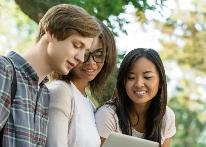 YOOL | Pack de Soutien Accéléré au Baccalauréat Sciences Maths A (BAC Sc. maths BIOF)